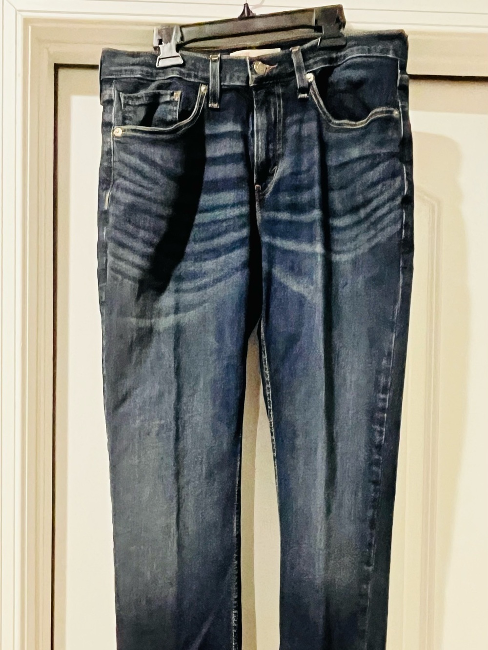 Levi’s Dark Wash Straight Leg Jeans - Classic Indigo